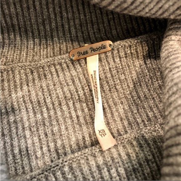 Free People Softly Structured Tunic Sweater in Size XS - Picture 5 of 7